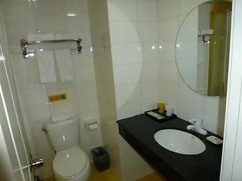 Home Inn Haiyang Road Nan-tchung Exteriér fotografie